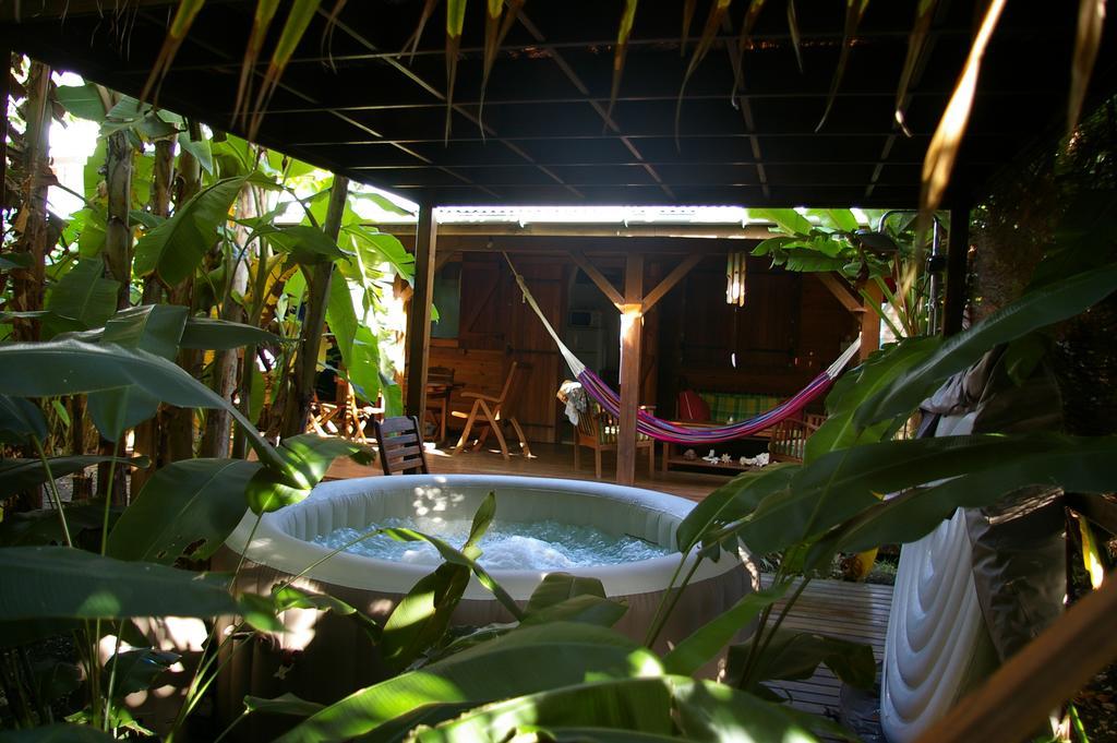 Kaz Creole Aventure Tropicale Insolite, Fibre, Jardin Et Jacuzzi Prives 圣弗朗索瓦 外观 照片